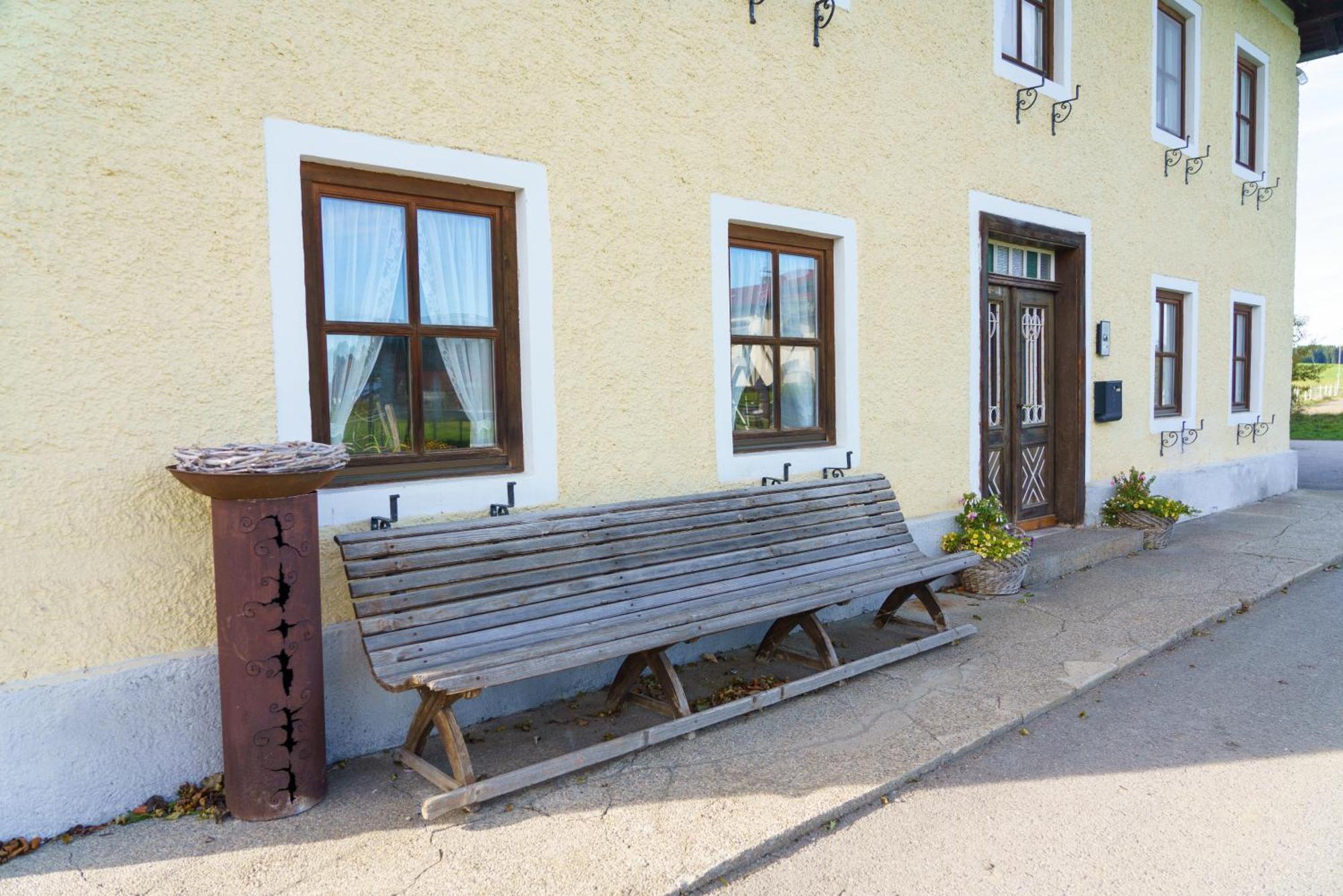 Private Farmhouse Escape - Ideal For Up To 8 Guests Seeham Εξωτερικό φωτογραφία
